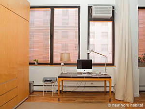 New York Alcove Studio - Loft accommodation living room photo 3