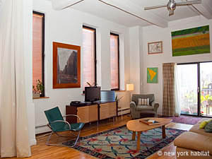 New York Alcove Studio - Loft accommodation living room photo 4
