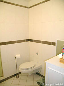 New York 3 Zimmer wohnungsvermietung - badezimmer 2 (NY-12471) photo 1 von 2