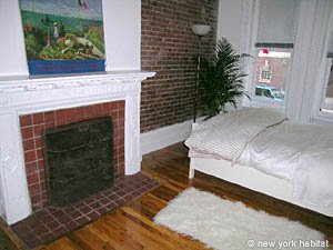 New York 2 Zimmer - Stadthaus wohnungsvermietung - schlafzimmer 1 (NY-12483) photo 3 von 4