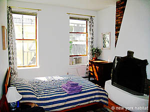 New York 2 Bedroom accommodation - bedroom 1 (NY-12491) photo 3 of 3