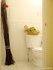 New York 2 Bedroom apartment - bathroom 2 (NY-12511) photo 2 of 2