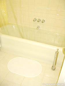 New York Alcove Studio - Loft apartment - bathroom (NY-12515) photo 2 of 3