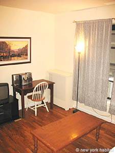 New York 1 Bedroom accommodation - living room (NY-12519) photo 3 of 6