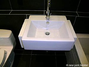 New York 1 Bedroom - Loft unfurnished apartment rental bathroom photo 11