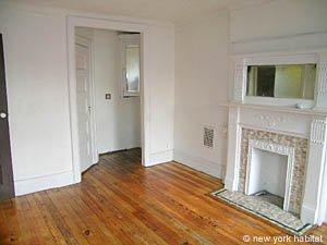 New York 4 Bedrooms - Townhouse unfurnished apartment rental bedroom 1 photo 6