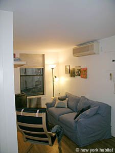 New York 2 Bedroom accommodation - living room (NY-12569) photo 2 of 5