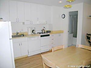 New York 2 Bedroom accommodation - kitchen (NY-12569) photo 4 of 4