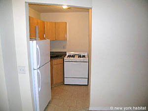 New York 2 Bedrooms - Townhouse unfurnished apartment rental kitchen photo 10