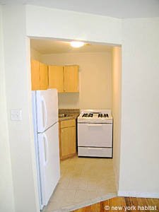 New York 2 Bedrooms - Townhouse unfurnished apartment rental kitchen photo 13