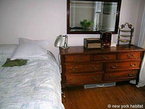 New York 5 Zimmer - Triplex wohnung bed breakfast - schlafzimmer 1 (NY-12640) photo 3 von 7