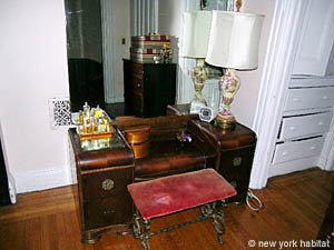 New York 5 Zimmer - Triplex wohnung bed breakfast - schlafzimmer 1 (NY-12640) photo 6 von 7
