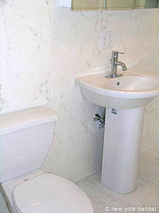 New York 1 Bedroom unfurnished apartment rental bathroom photo 26