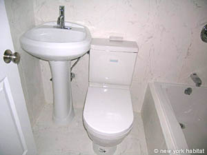 New York 3 Bedroom unfurnished apartment rental - bathroom 2 (NY-12648) photo 3 of 3