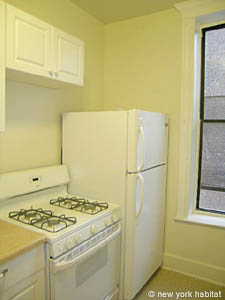 New York 3 Bedrooms unfurnished apartment rental kitchen photo 23