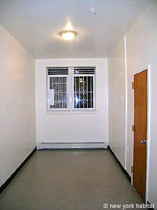 New York Studio unfurnished apartment rental kitchen photo 2