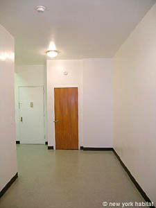 New York Studio unfurnished apartment rental kitchen photo 4