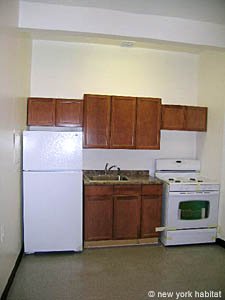 New York Studio unfurnished apartment rental kitchen photo 10