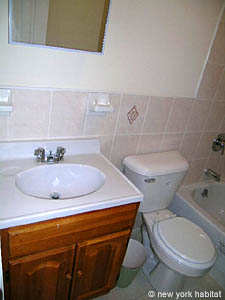 New York T4 logements location appartements - salle d'eau 1 (NY-12652) photo 1 de 2