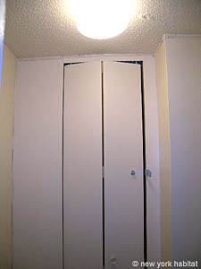 New York Studio unfurnished apartment rental living room photo 4