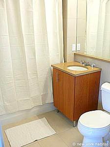 New York T2 logements location appartements - salle d'eau (NY-12663) photo 1 de 1