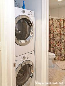 New York 3 Bedroom - Duplex accommodation - bathroom 2 (NY-12670) photo 3 of 3