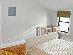 New York 3 Bedroom - Duplex accommodation - bedroom 1 (NY-12670) photo 2 of 6