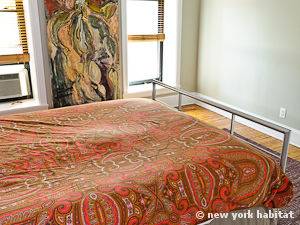 New York 3 Bedroom - Duplex accommodation - bedroom 2 (NY-12670) photo 3 of 4