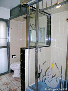 New York 1 Bedroom unfurnished apartment rental bathroom photo 9
