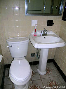 New York 1 Bedroom unfurnished apartment rental bathroom photo 10