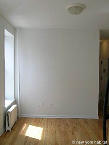 New York 2 Bedrooms unfurnished apartment rental living room photo 12