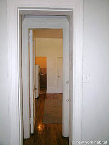 New York Studio unfurnished apartment rental living room photo 3