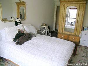 New York 1 Bedroom apartment bedroom photo 4