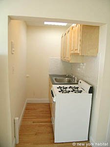 New York 2 Bedrooms unfurnished apartment rental kitchen photo 18