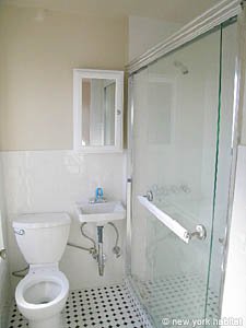 New York 2 Bedrooms unfurnished apartment rental bathroom 1 photo 21