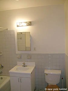 New York 1 Bedroom unfurnished apartment rental bathroom photo 7