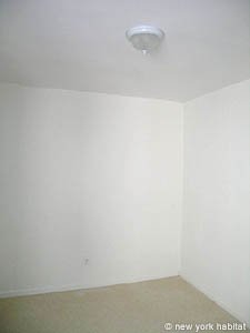 New York 3 Bedroom unfurnished apartment rental - living room (NY-12715) photo 2 of 4
