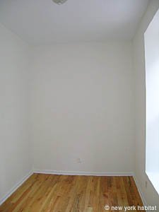 New York Studio unfurnished apartment rental - living room (NY-12716) photo 1 of 5