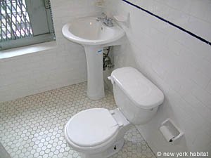 New York Studio unfurnished apartment rental - bathroom (NY-12716) photo 2 of 5