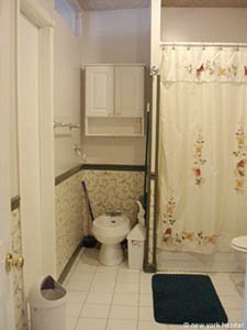 New York T4 - Triplex logements location appartements - salle d'eau 1 (NY-12721) photo 1 de 5