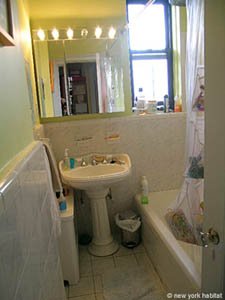 New York 3 Zimmer wohnung bed breakfast - badezimmer 1 (NY-12723) photo 3 von 5