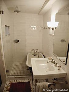 New York T3 - Triplex appartement location vacances - salle d'eau 1 (NY-12742) photo 1 sur 2