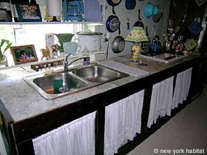 New York Studio - Loft accommodation - kitchen (NY-12743) photo 2 of 4