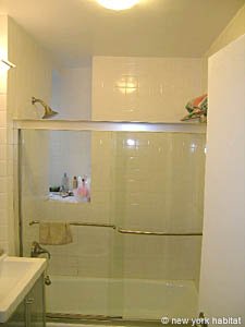 New York 3 Bedroom unfurnished apartment rental - bathroom 1 (NY-12744) photo 3 of 4