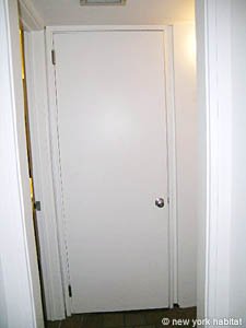 New York Studio accommodation - living room (NY-12783) photo 9 of 9