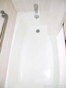 New York Studio accommodation - bathroom (NY-12783) photo 4 of 4