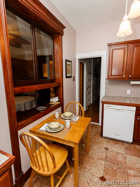 New York 2 Bedroom apartment - bedroom 1 (NY-12793) photo 4 of 4