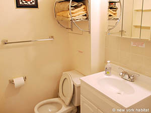 New York 1 Bedroom accommodation - bedroom (NY-12803) photo 4 of 5