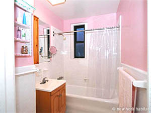 New York T2 logements location appartements - salle d'eau (NY-12807) photo 1 de 1