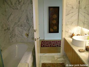 New York 1 Bedroom accommodation - bathroom (NY-12827) photo 5 of 5
